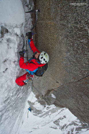 Seb Ratel on the lower crux corner