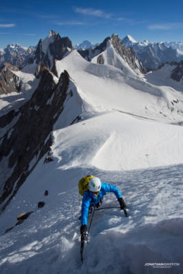 Andy soloing high up on Drifika N Ridge
