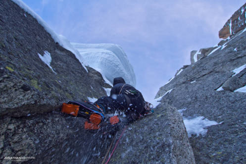 Big cornice!